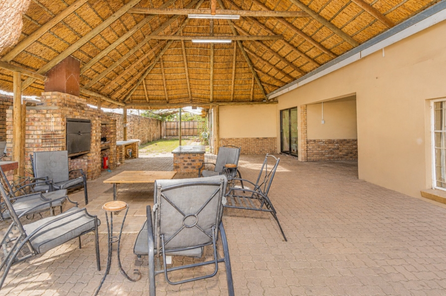 5 Bedroom Property for Sale in Brits North West